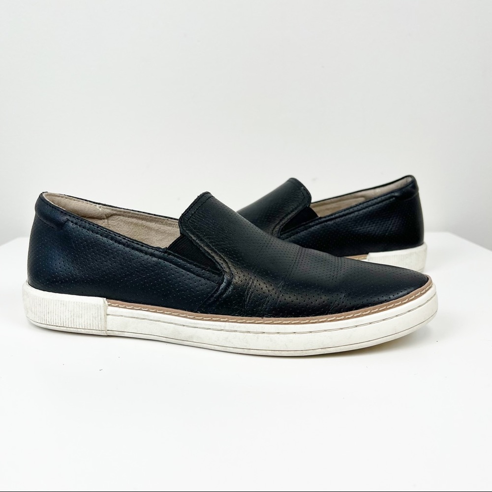 Naturalizer Zola 3 Perforated Black Leather Slip-on Sneaker Size 8.5